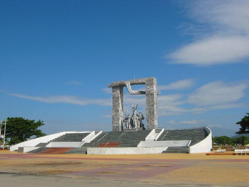 Khach San Anh Dong Hotell Phan Rang Eksteriør bilde